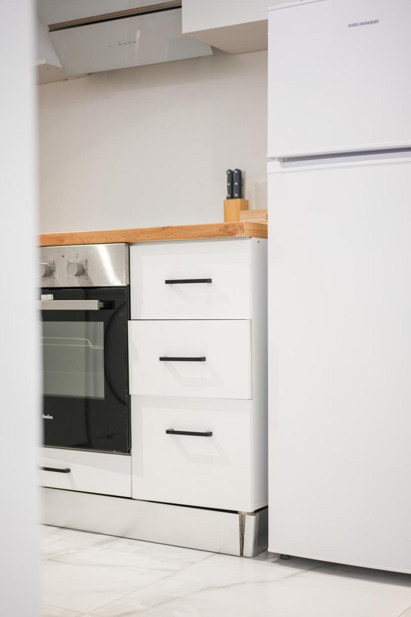 City Center Hideout - Studio Apartment Тирана Екстериор снимка