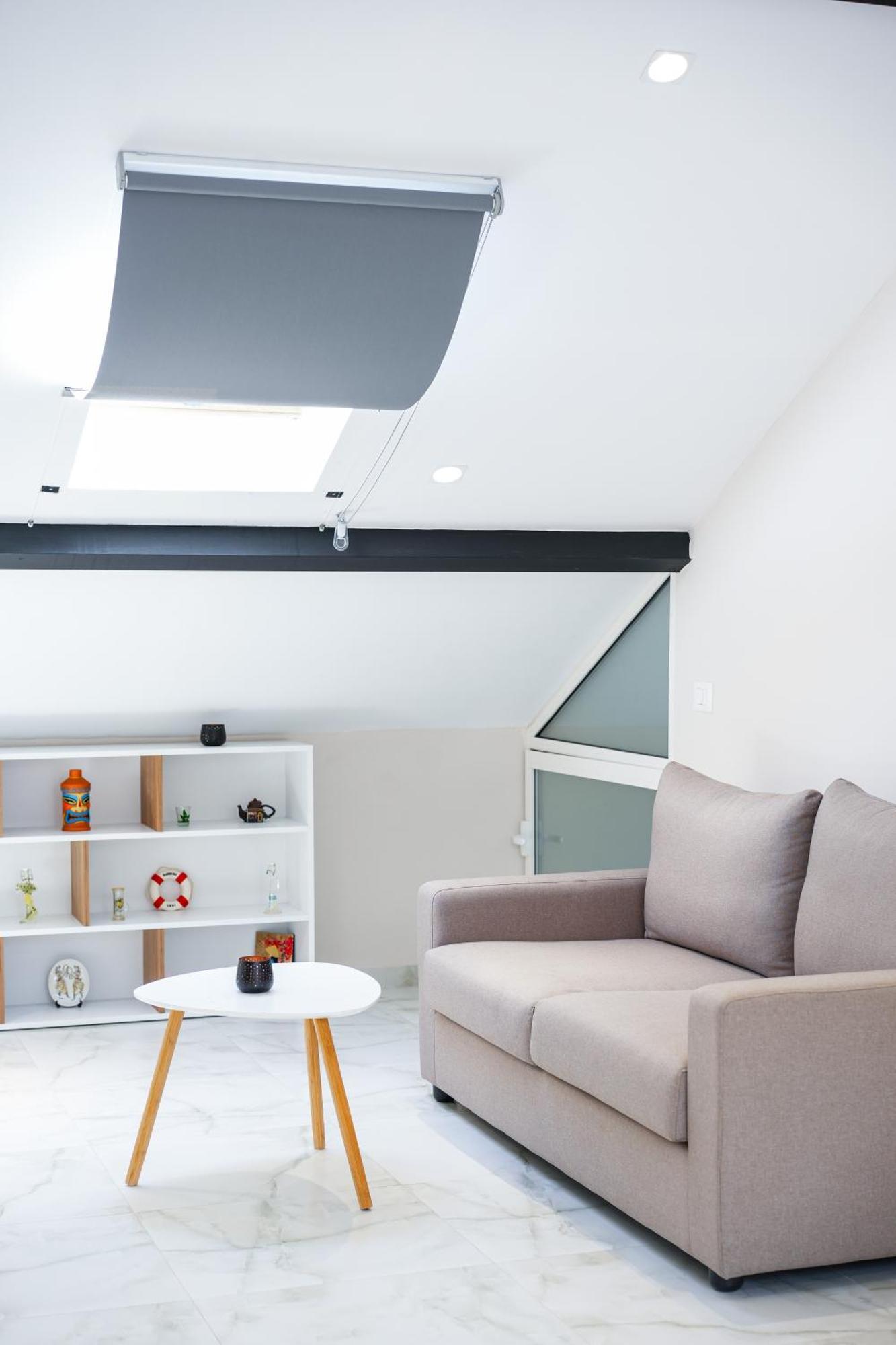 City Center Hideout - Studio Apartment Тирана Екстериор снимка